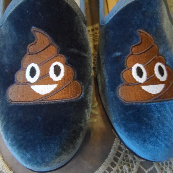 Del Loro Light Blue Velvet Poop Emoji Slip On Loafers Size 6.5M - Picture 4 of 14
